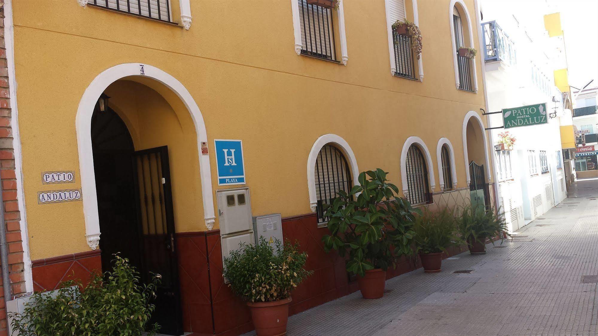 Hostal Patio Andaluz Punta Umbría Exterior foto