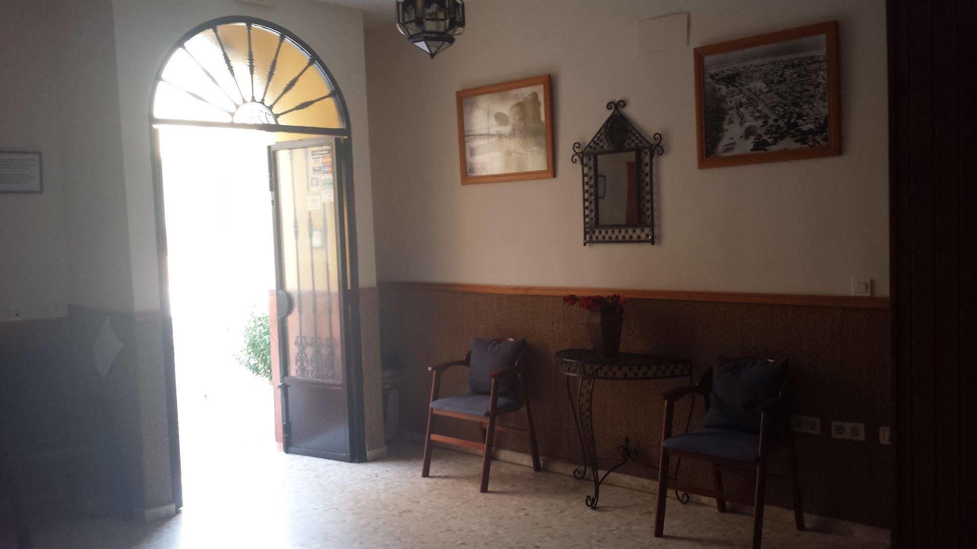 Hostal Patio Andaluz Punta Umbría Exterior foto